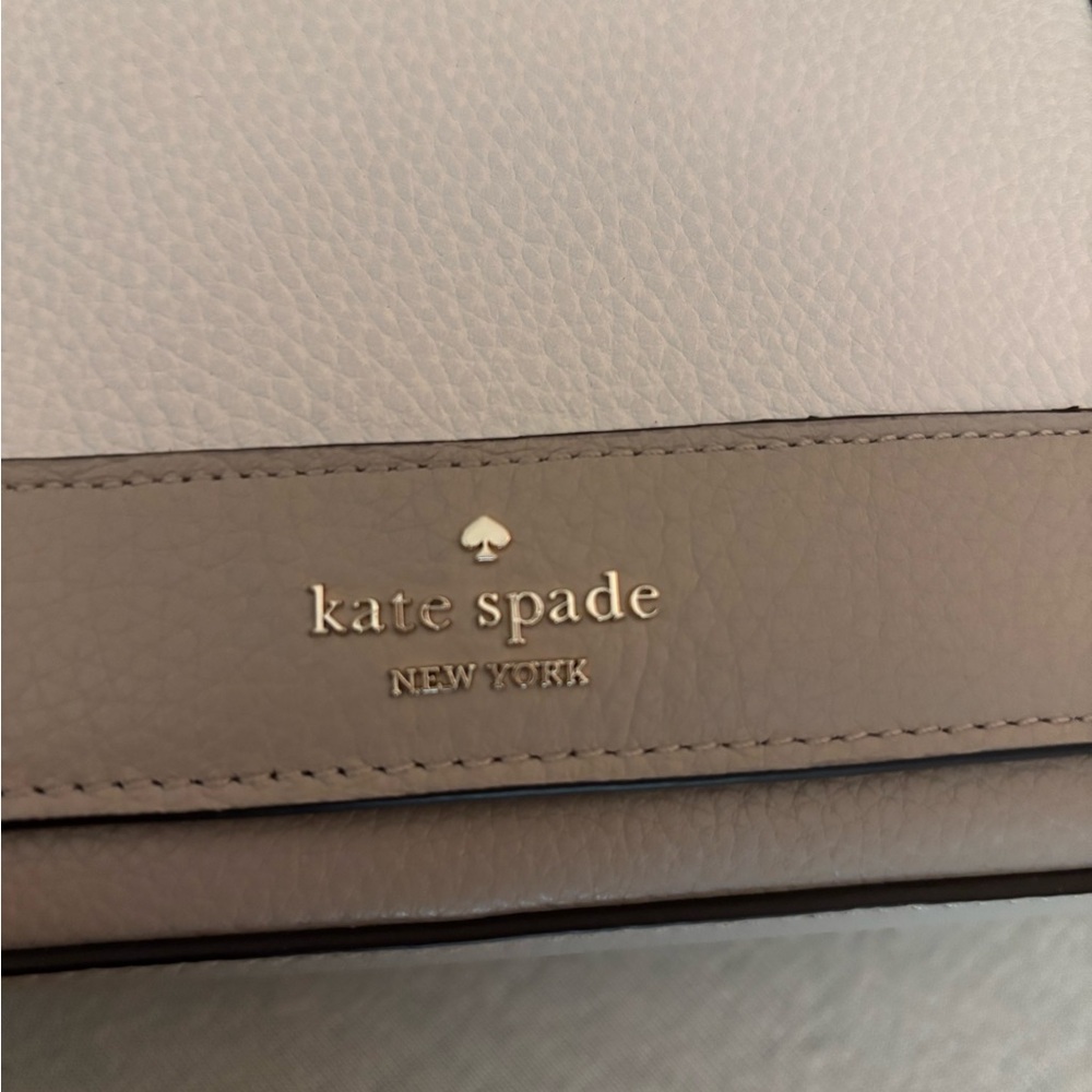 kate spade tan/cream  Leather Bag